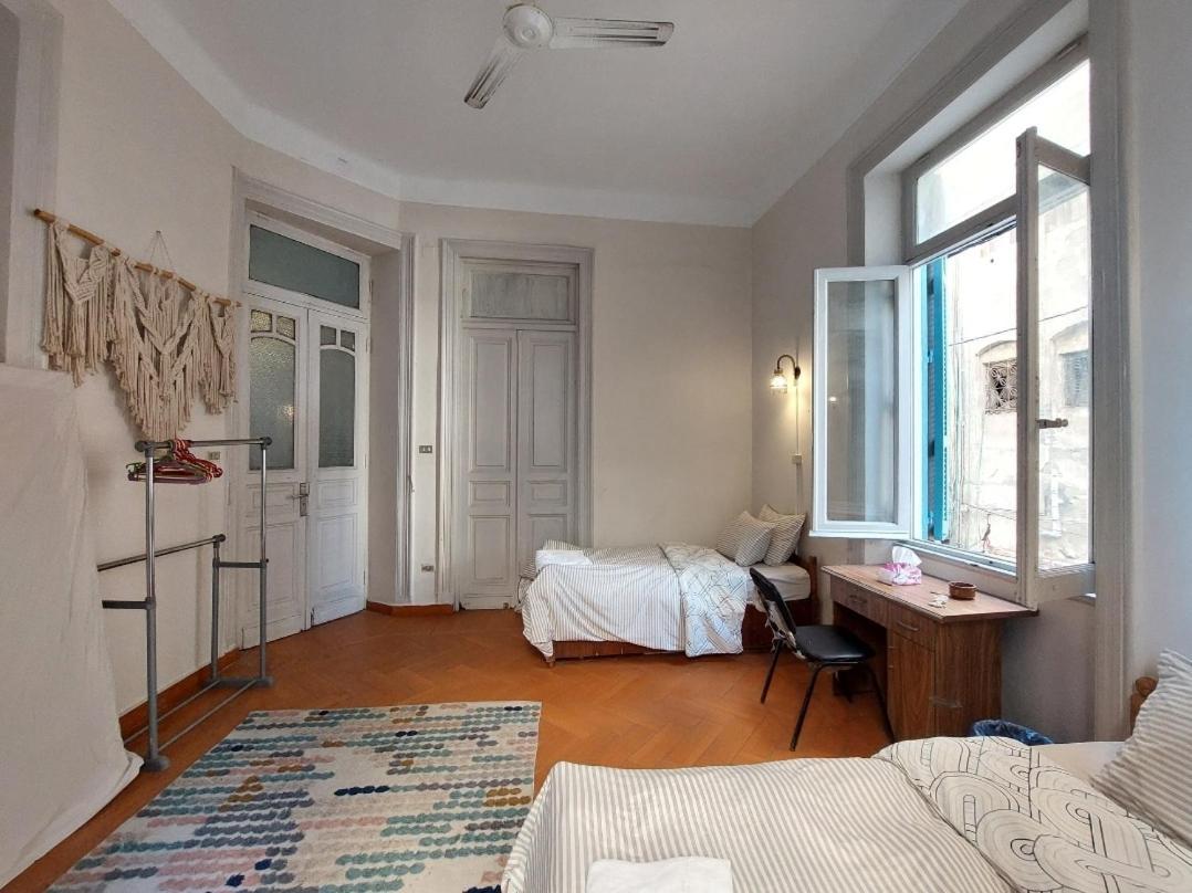 Kwatera prywatna Private At Shared Apartment, Only Men And Sorry Ladies Not Allowed 仅限男士 Aleksandria